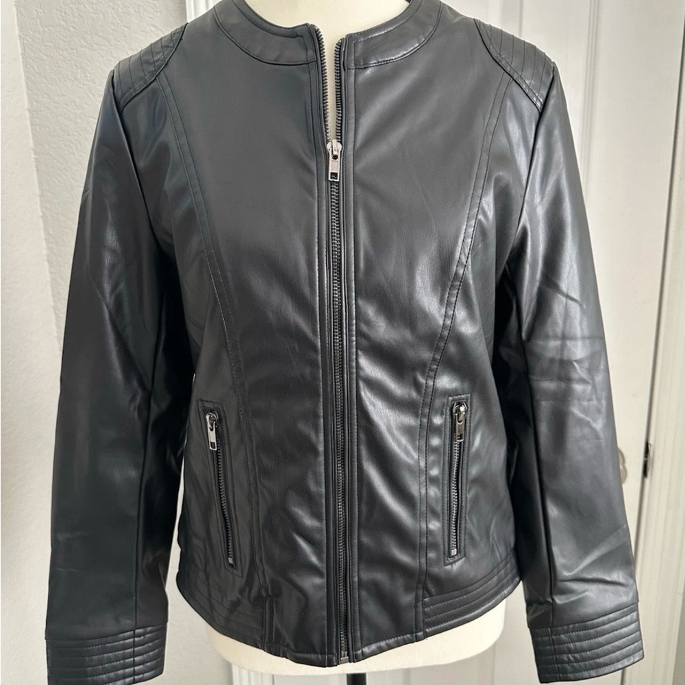Boutique Vegan Leather Moto Jacket Size Small NWOT